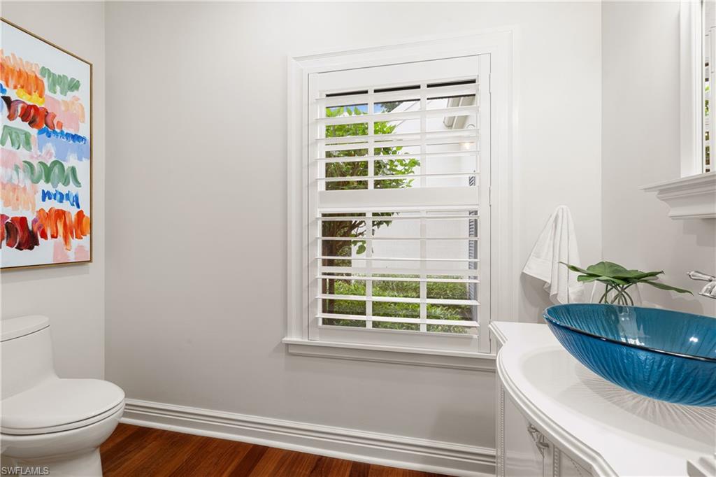 901 Galleon Drive Naples, FL 34102 - Photo 33 of 40