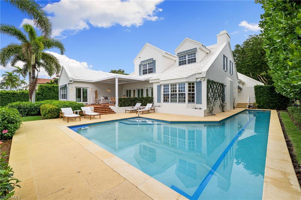 901 Galleon Drive Naples, FL 34102 - Photo 7 of 40