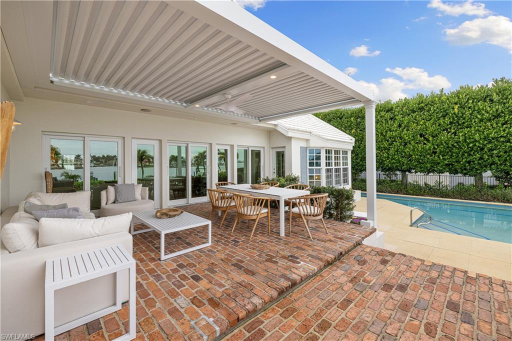 901 Galleon Drive Naples, FL 34102 - Photo 10 of 40