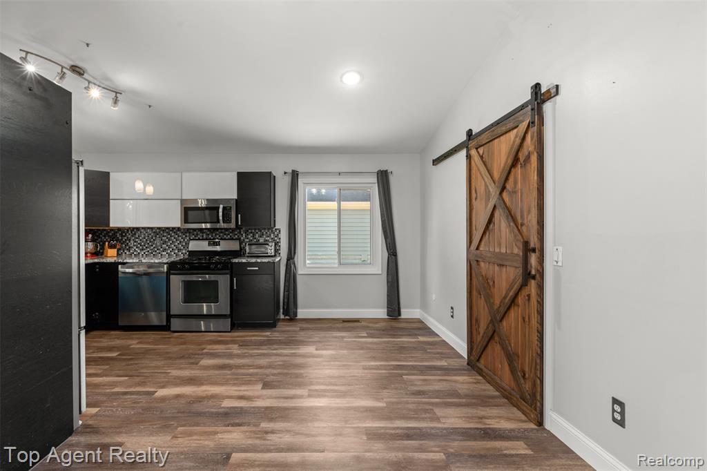 49431 Fuller Road Chesterfield, MI 48051 - Photo 12 of 36