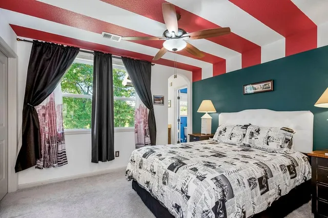 $695,000 | 9726 Apple Blossom Lane, Parkville, MO 64152