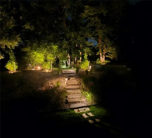 $695,000 | 9726 Apple Blossom Lane, Parkville, MO 64152