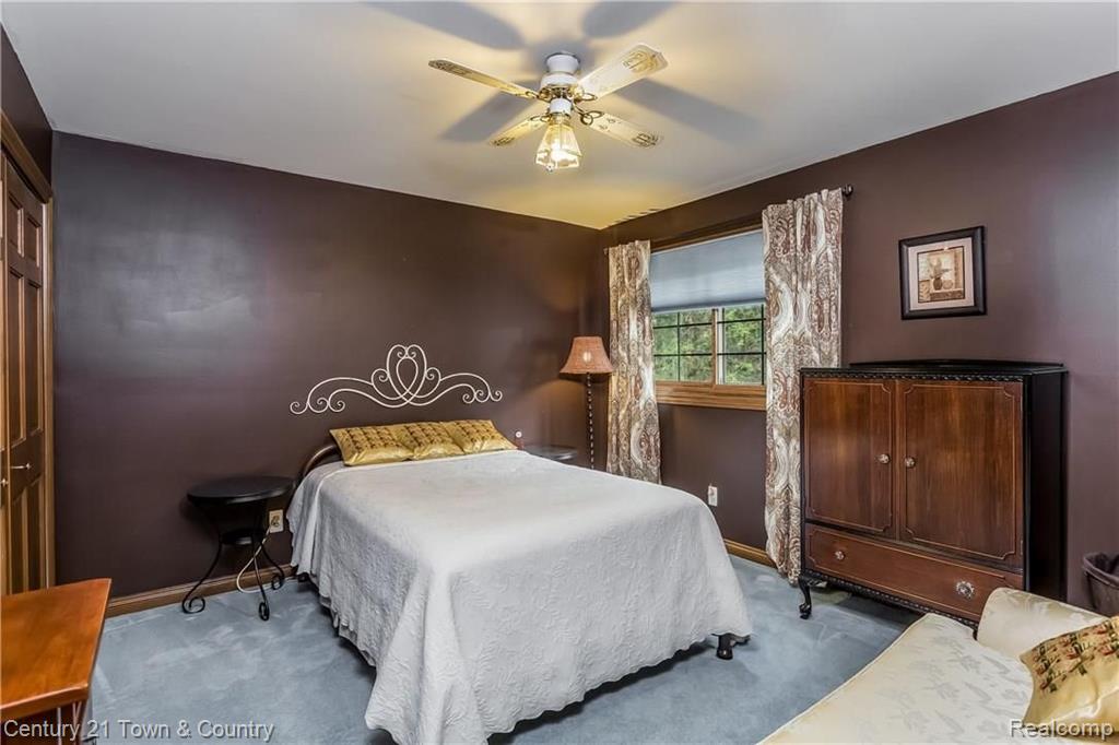 545 Sunlight Drive Rochester Hills, MI 48309 - Photo 42 of 68