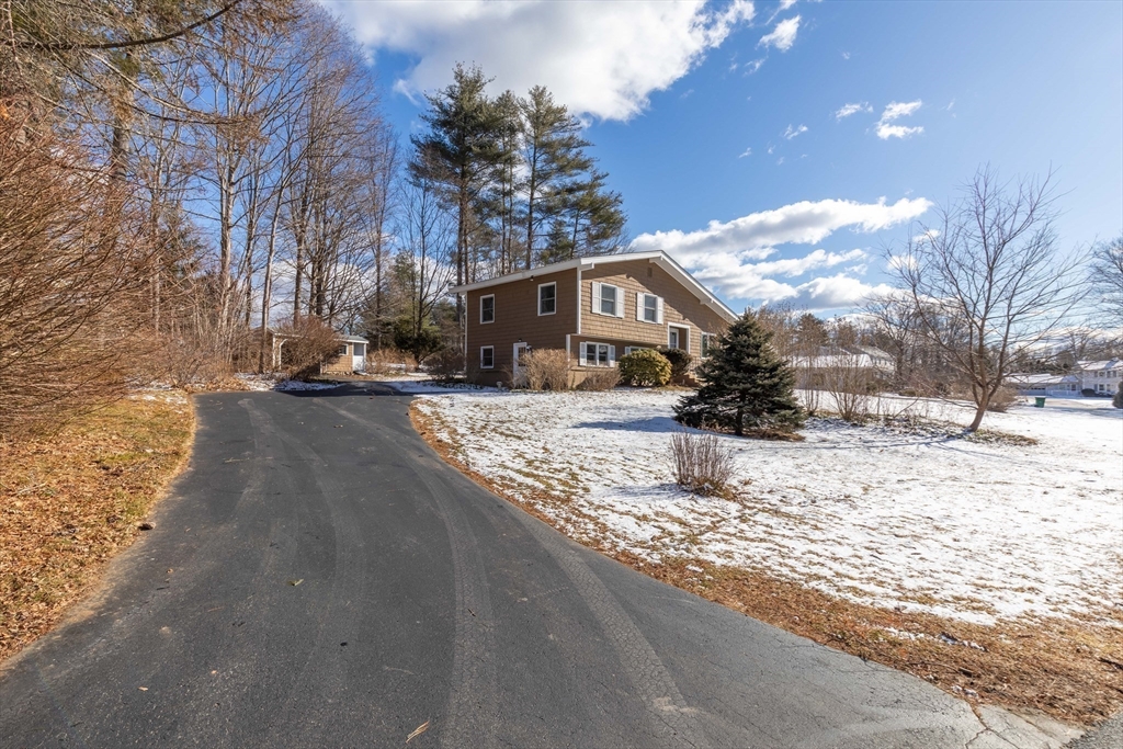 8 Cherry Ridge Road Acton, MA 01720 - Photo 3 of 34 Gallery Image 3