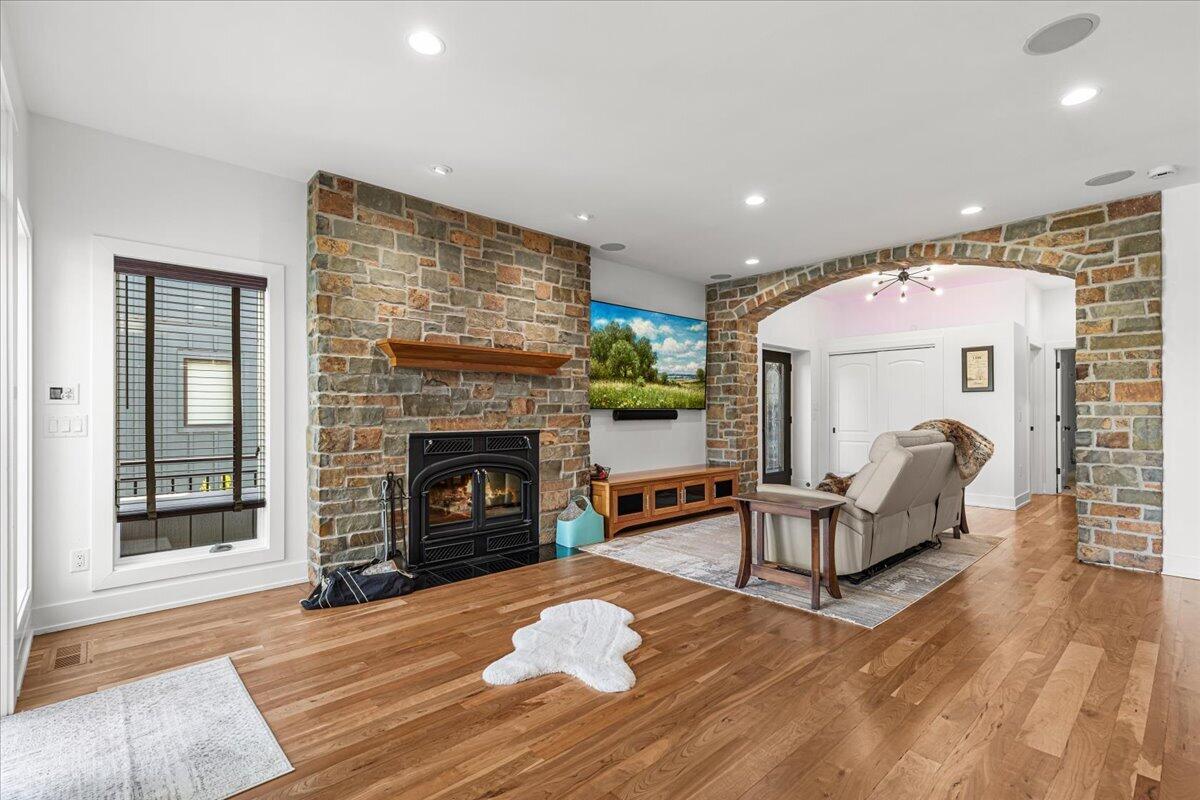 4763 Fontana Beach Road, Unit 4762 Polk, WI 53086 - Photo 15 of 100 Vermont Casting Fireplace