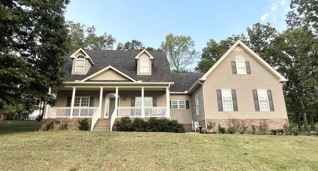 $549,000 | 545 Red Fox Drive, Burns, TN 37029