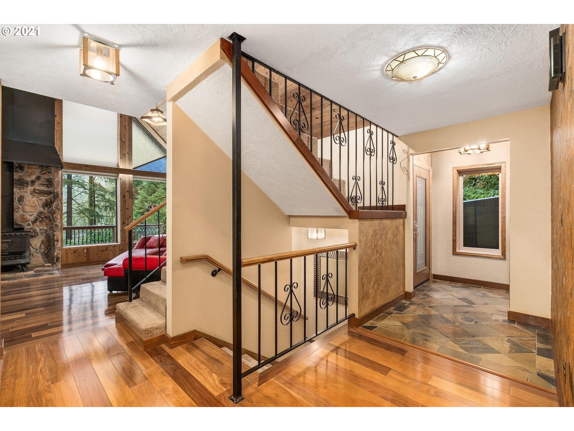 4411 West Burnside Road Portland, OR 97210 - Photo 4 of 25