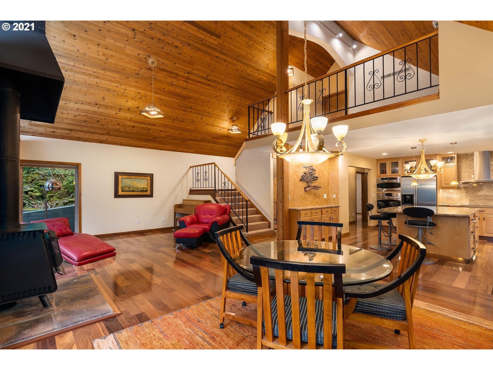 4411 West Burnside Road Portland, OR 97210 - Photo 7 of 25
