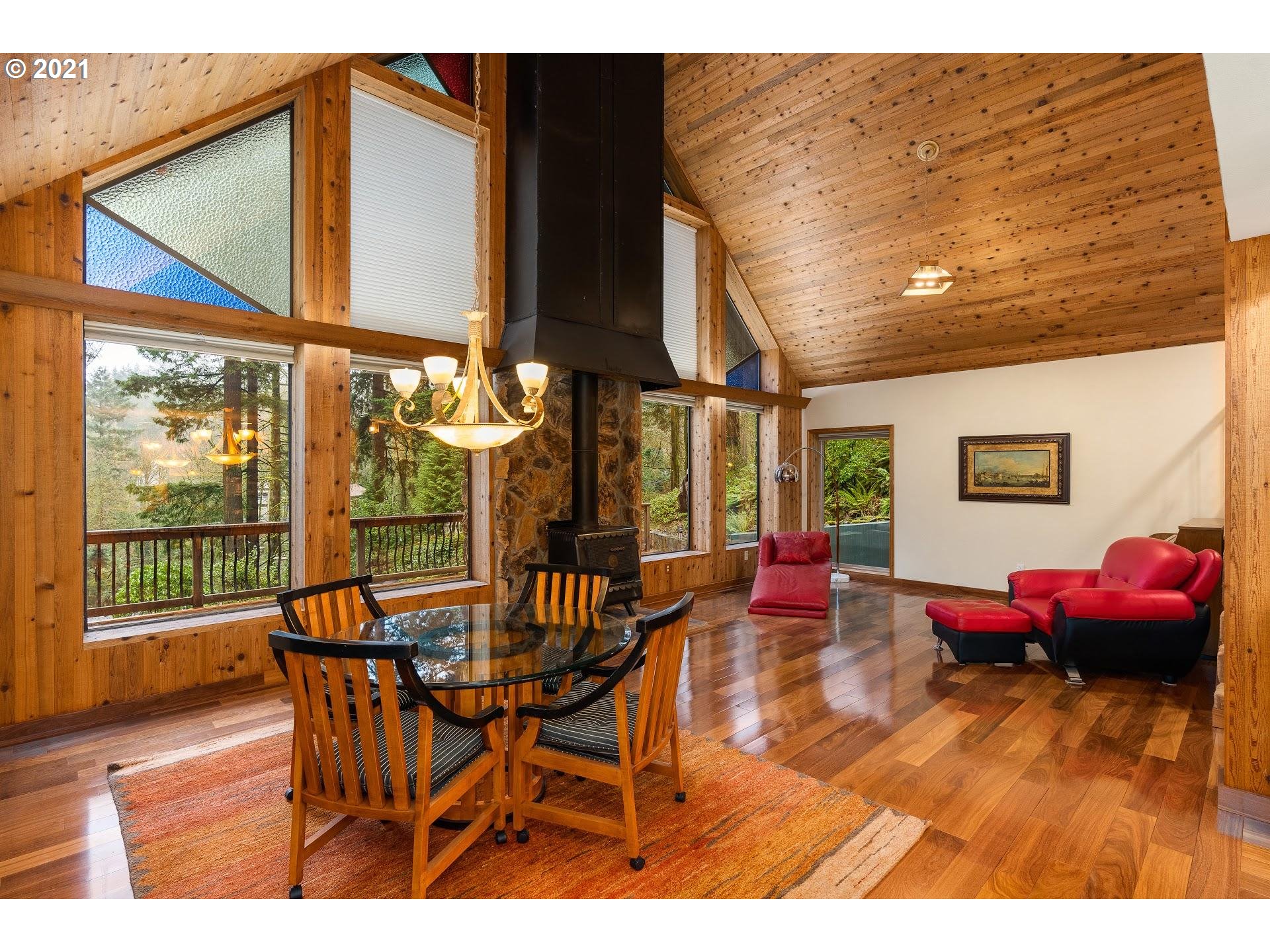 4411 West Burnside Road Portland, OR 97210 - Photo 8 of 25