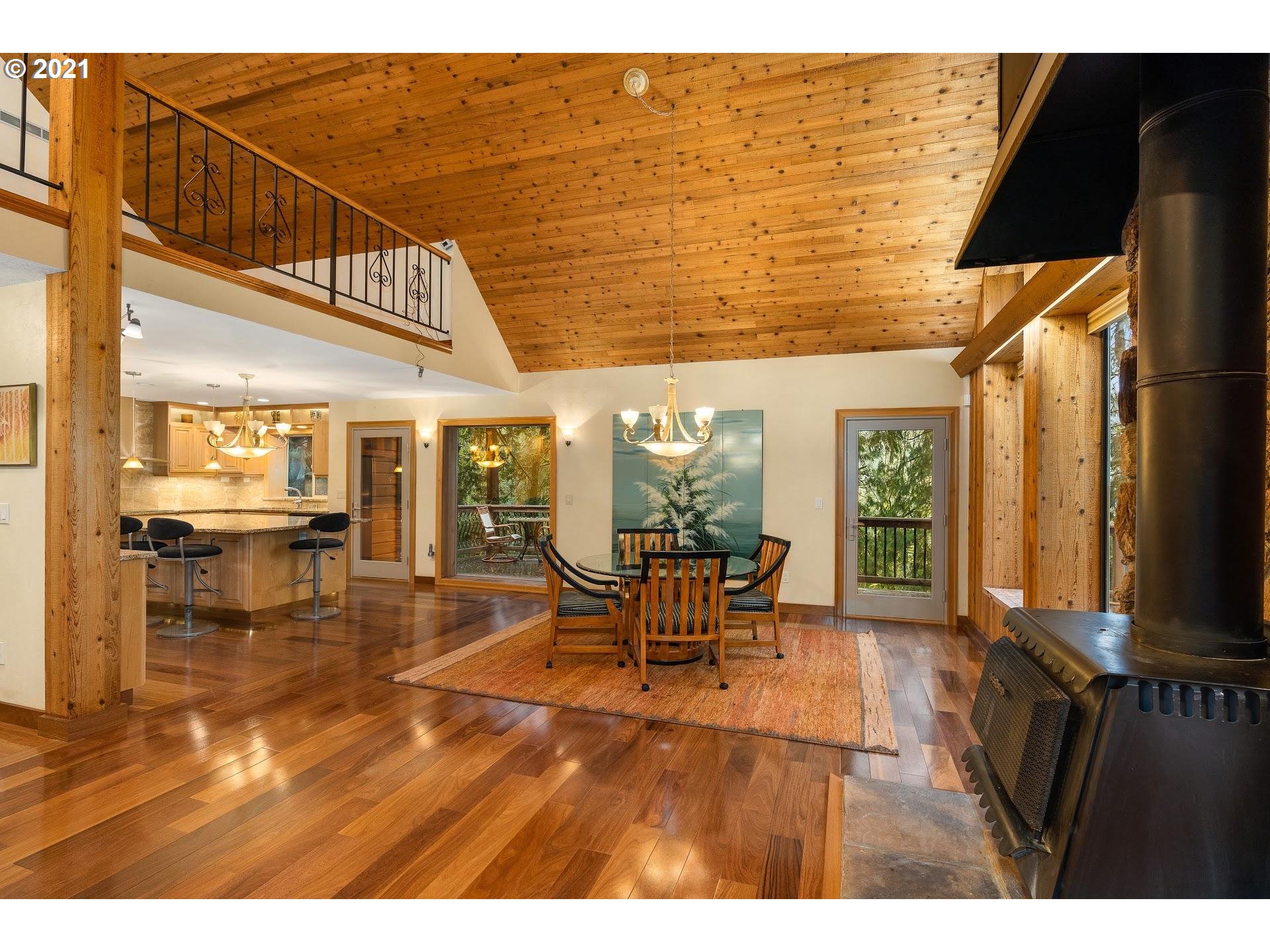 4411 West Burnside Road Portland, OR 97210 - Photo 9 of 25