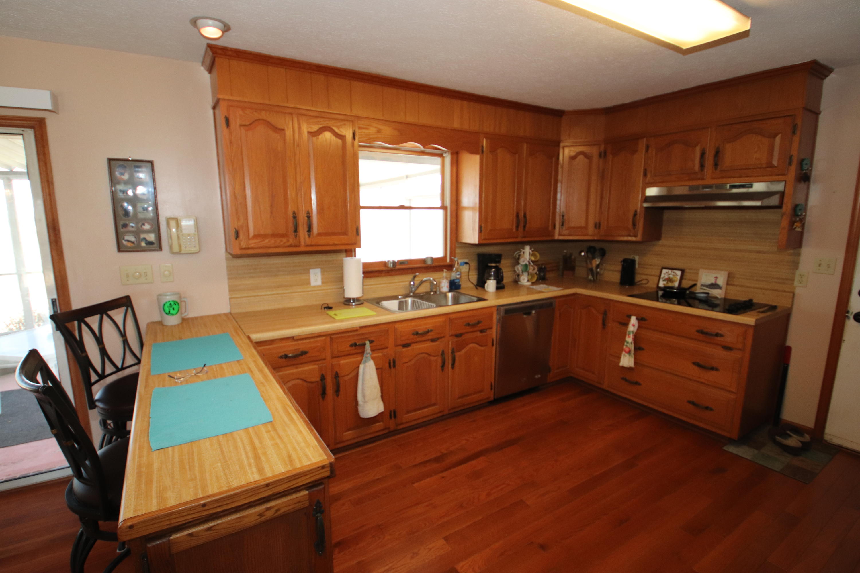 1742 Meadors Spur Road Moneta, VA 24121 - Photo 14 of 32 Kitchen
