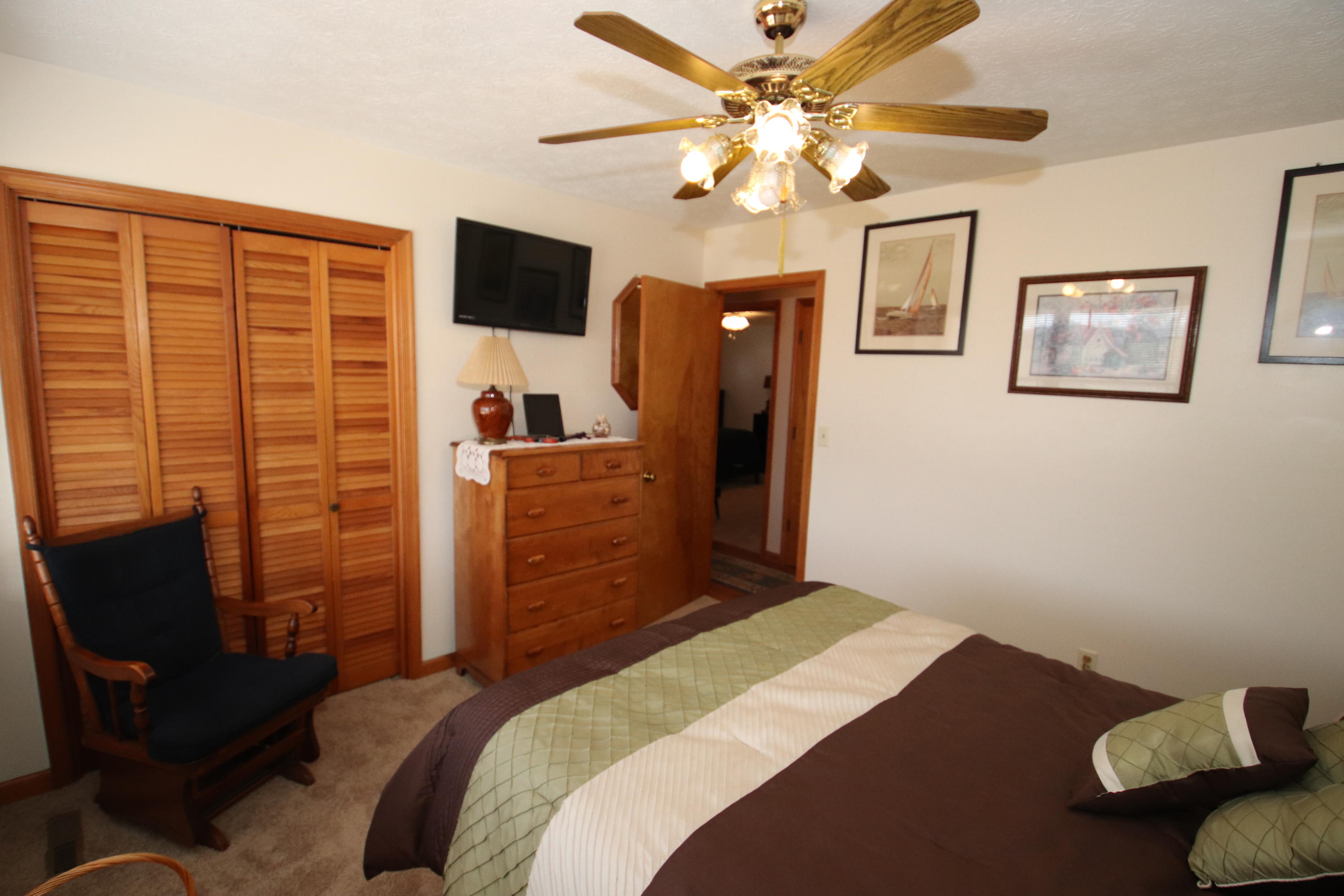 1742 Meadors Spur Road Moneta, VA 24121 - Photo 20 of 32 BR2