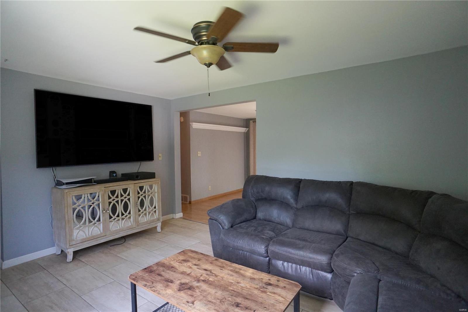 3741 Wanda Road Edwardsville, IL 62025 - Photo 4 of 21