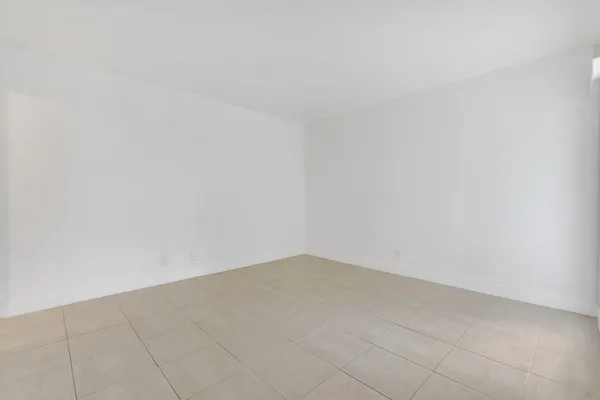 $1,845 | 3040 Northeast 16th Avenue, Unit 408, Oakland Park, FL 33334