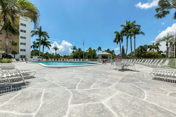 $1,845 | 3040 Northeast 16th Avenue, Unit 408, Oakland Park, FL 33334