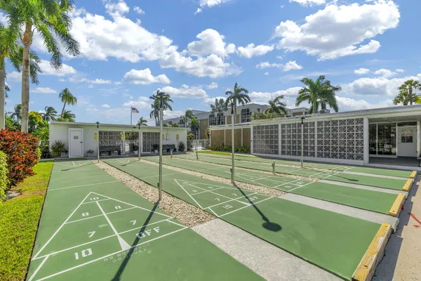 $1,845 | 3040 Northeast 16th Avenue, Unit 408, Oakland Park, FL 33334