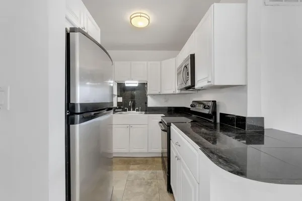 $1,845 | 3040 Northeast 16th Avenue, Unit 408, Oakland Park, FL 33334