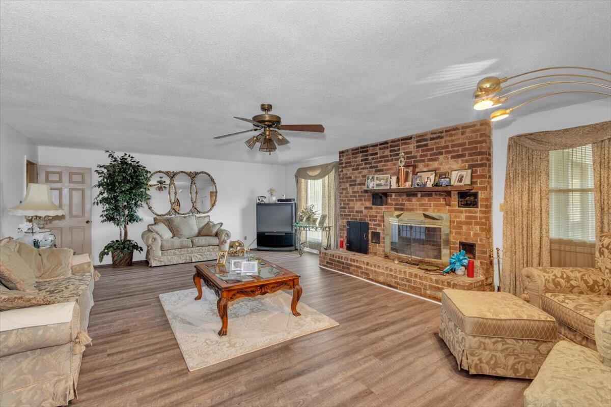 7025 Rance Perry Road Appling, GA 30802 - Photo 43 of 69 living room