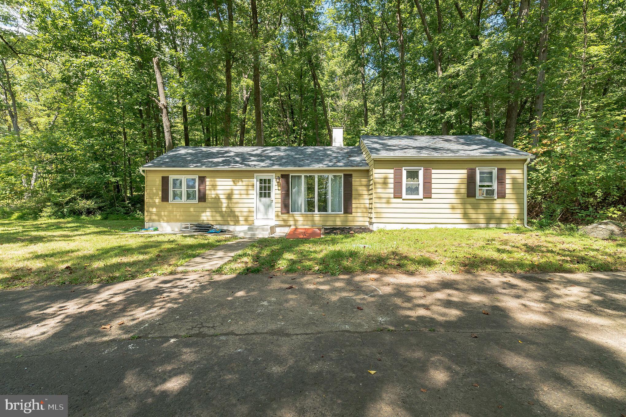 2350 Finland Road Green Lane, PA 18054 - Photo 4 of 30 Gallery Image 4