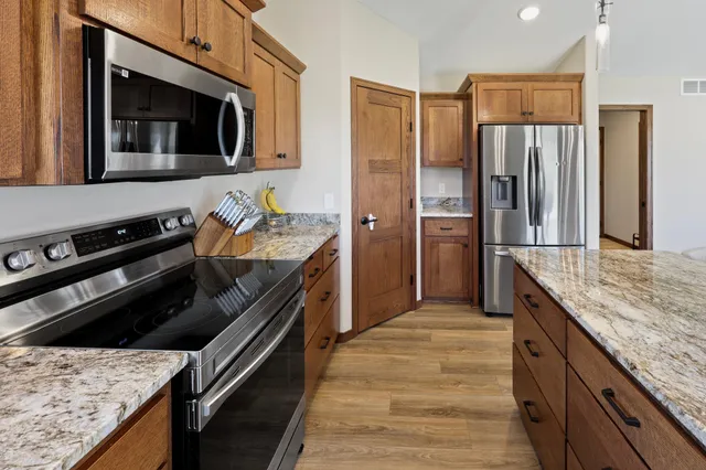 $445,500 | 214 Woolgrass Way, Avon, MN 56310