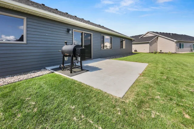 $445,500 | 214 Woolgrass Way, Avon, MN 56310