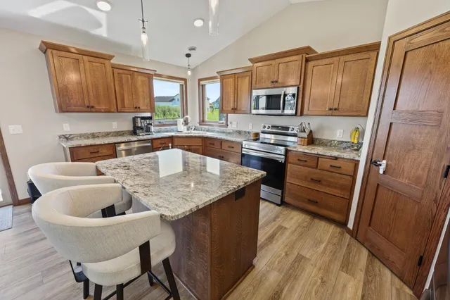 $445,500 | 214 Woolgrass Way, Avon, MN 56310