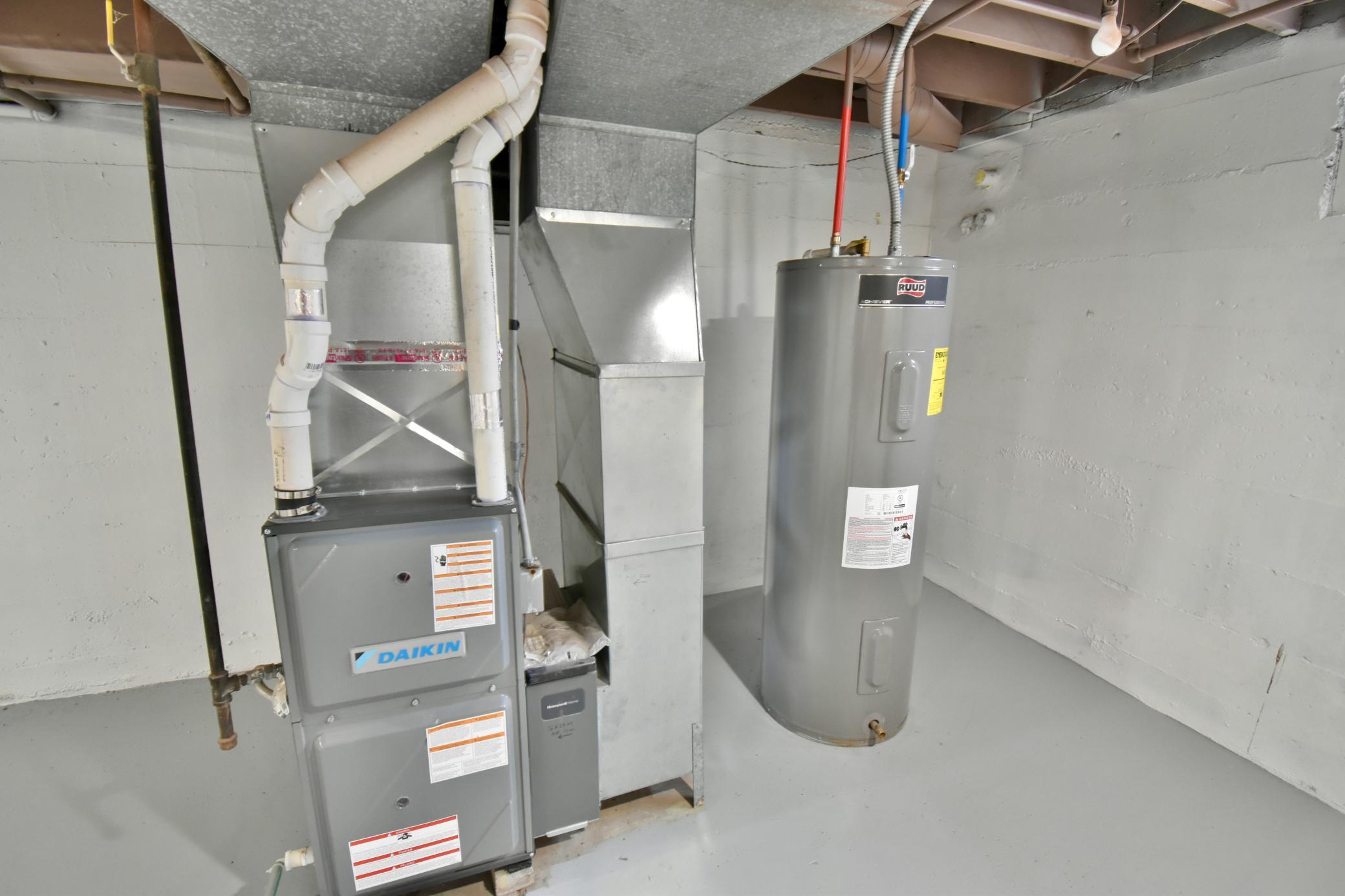 716 Maple Street Alexandria, MN 56308 - Photo 34 of 42