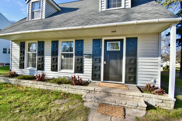 $279,900 | 716 Maple Street, Alexandria, MN 56308