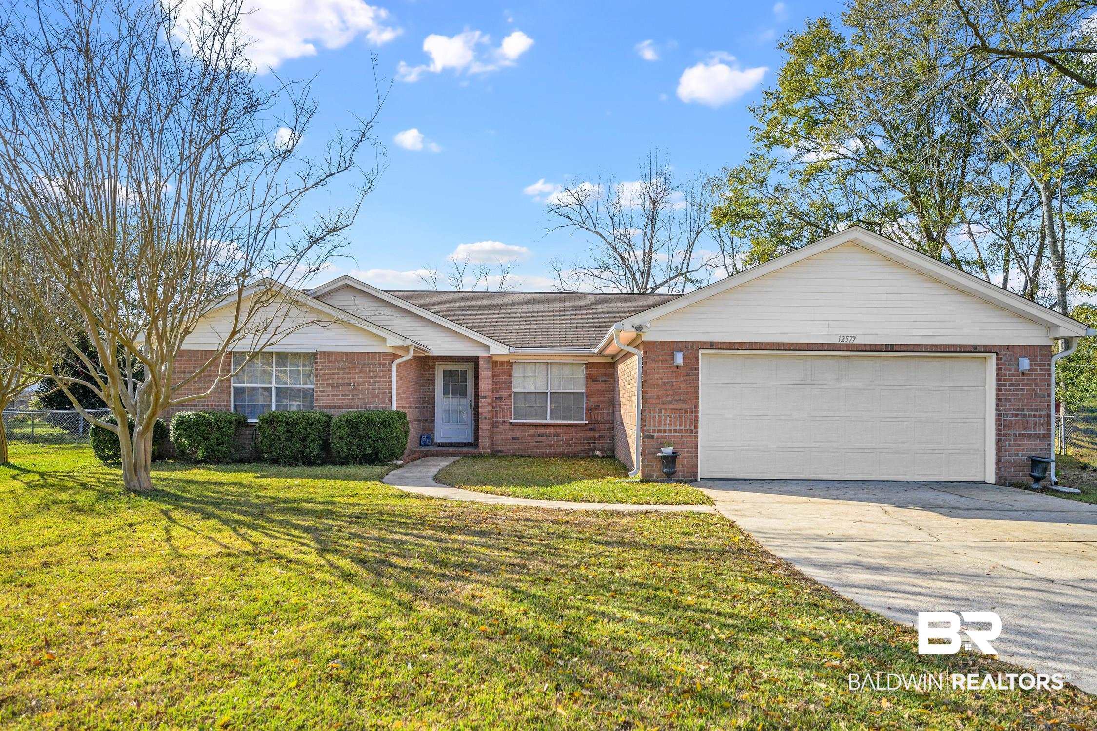 12577 Chicago Street Elberta, AL 36530 - Photo 2 of 33