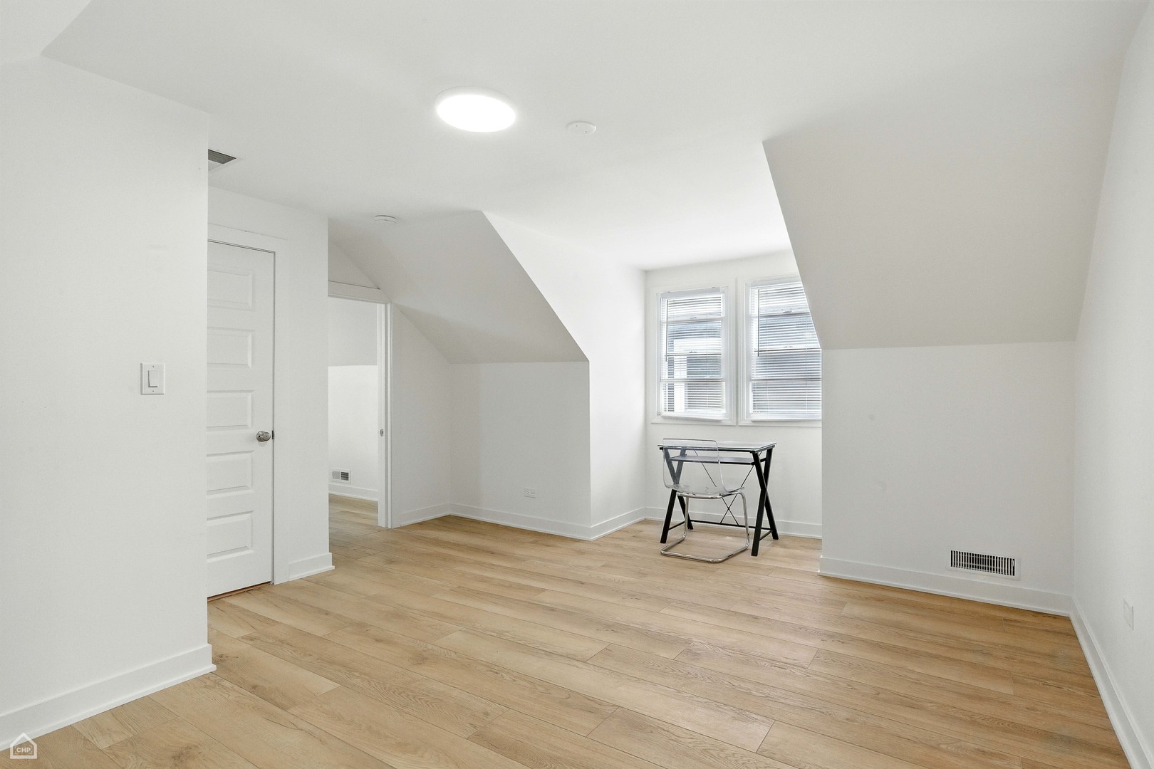 1024 South Ridgeland Avenue Oak Park, IL 60304 - Photo 16 of 22