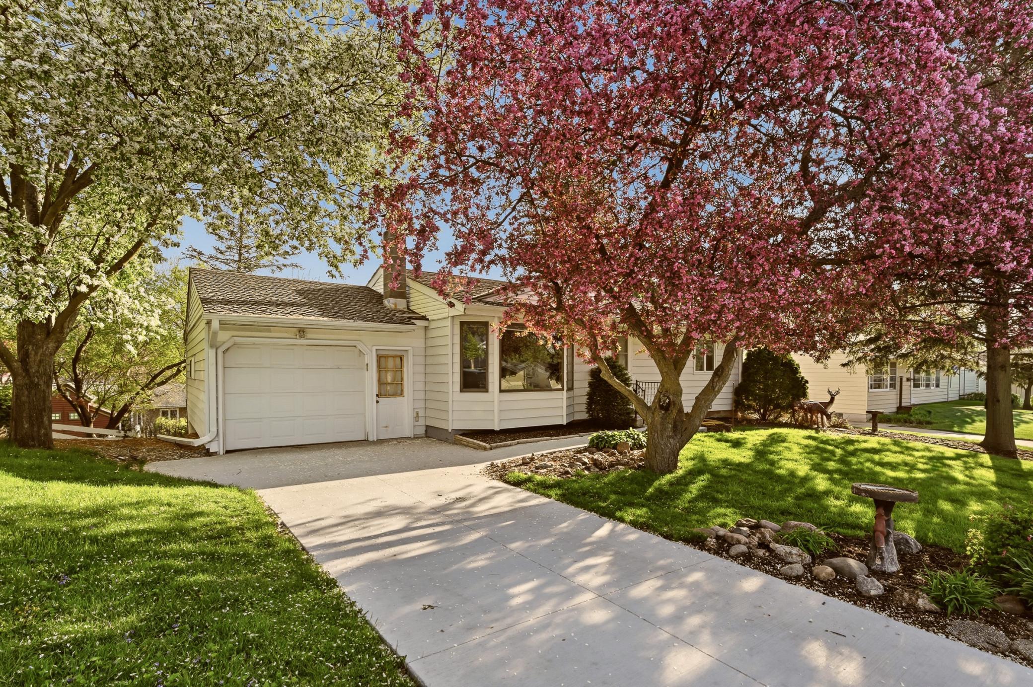 3821 4th Place Northwest Rochester, MN 55901 - Photo 1 of 1