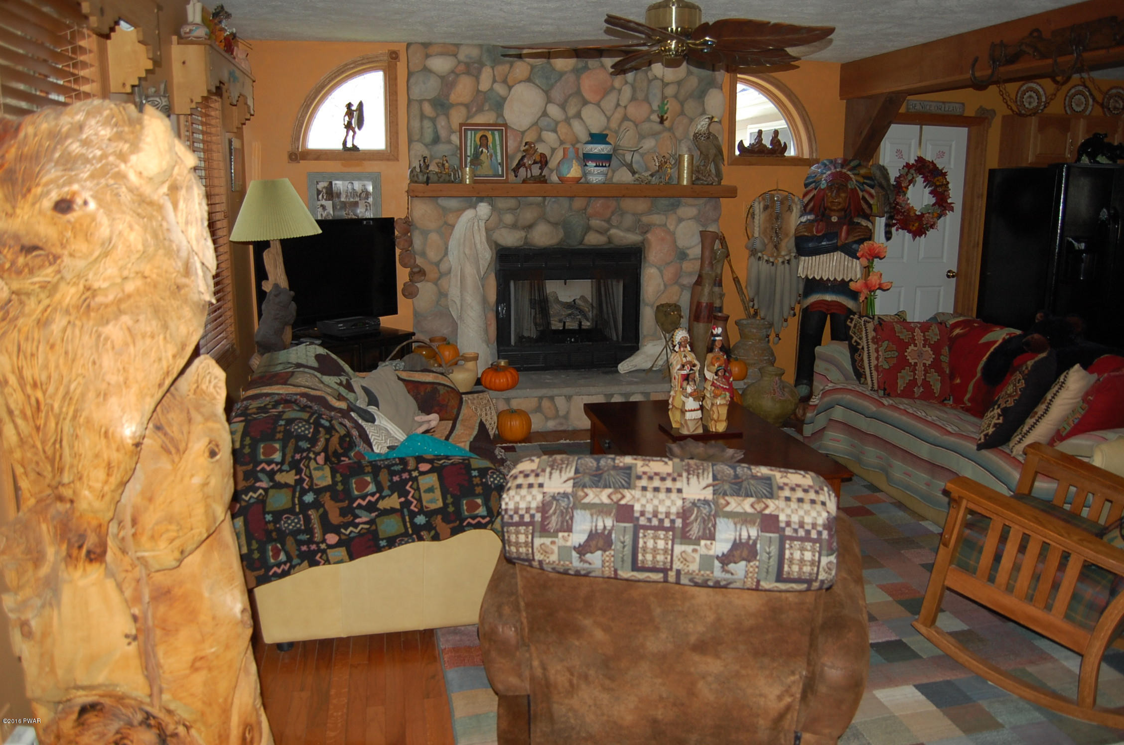 143 Rodeo Drive Hawley, PA 18428 - Photo 4 of 20
