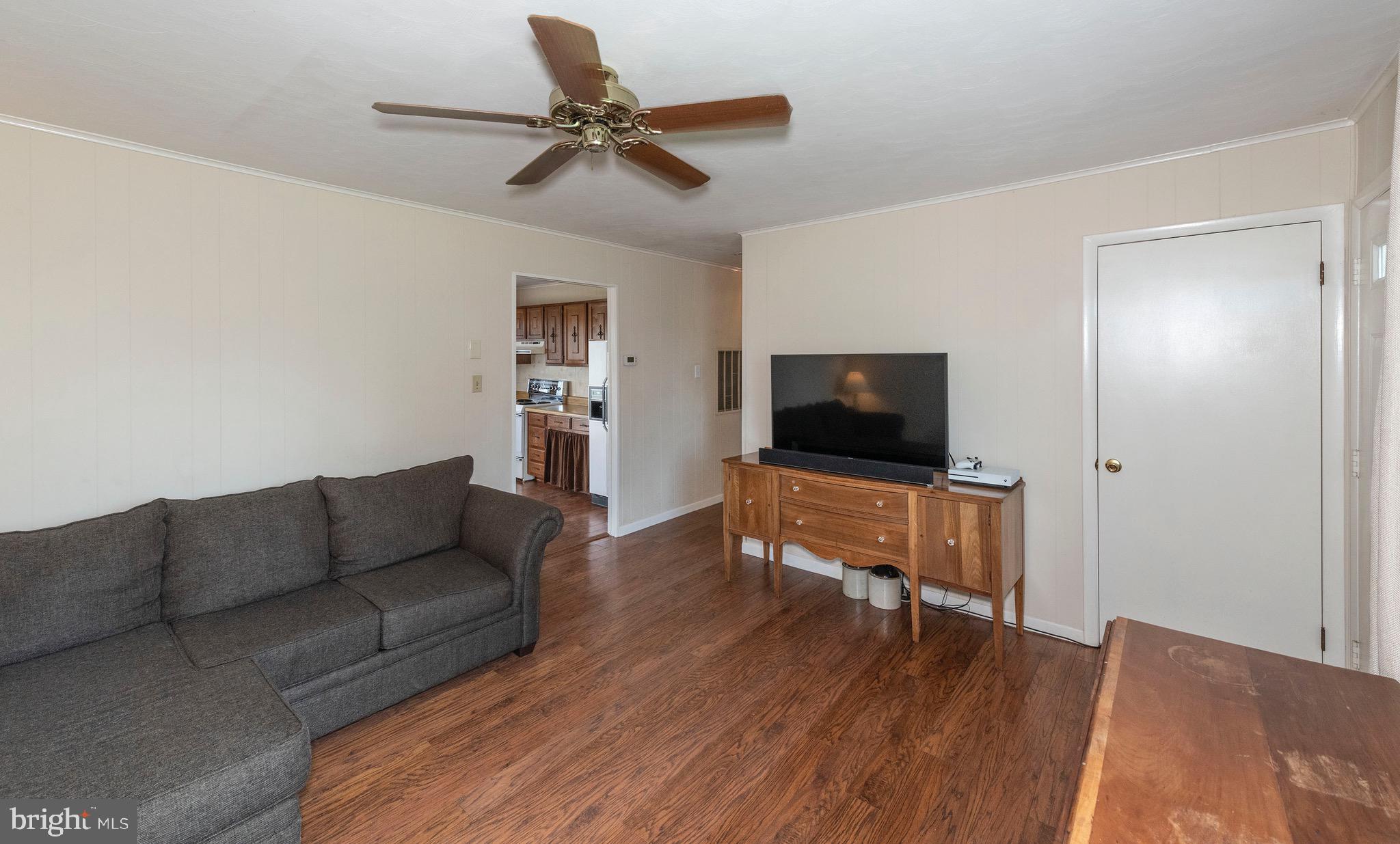 4140 Maple Grove Road Hampstead, MD 21074 - Photo 8 of 52