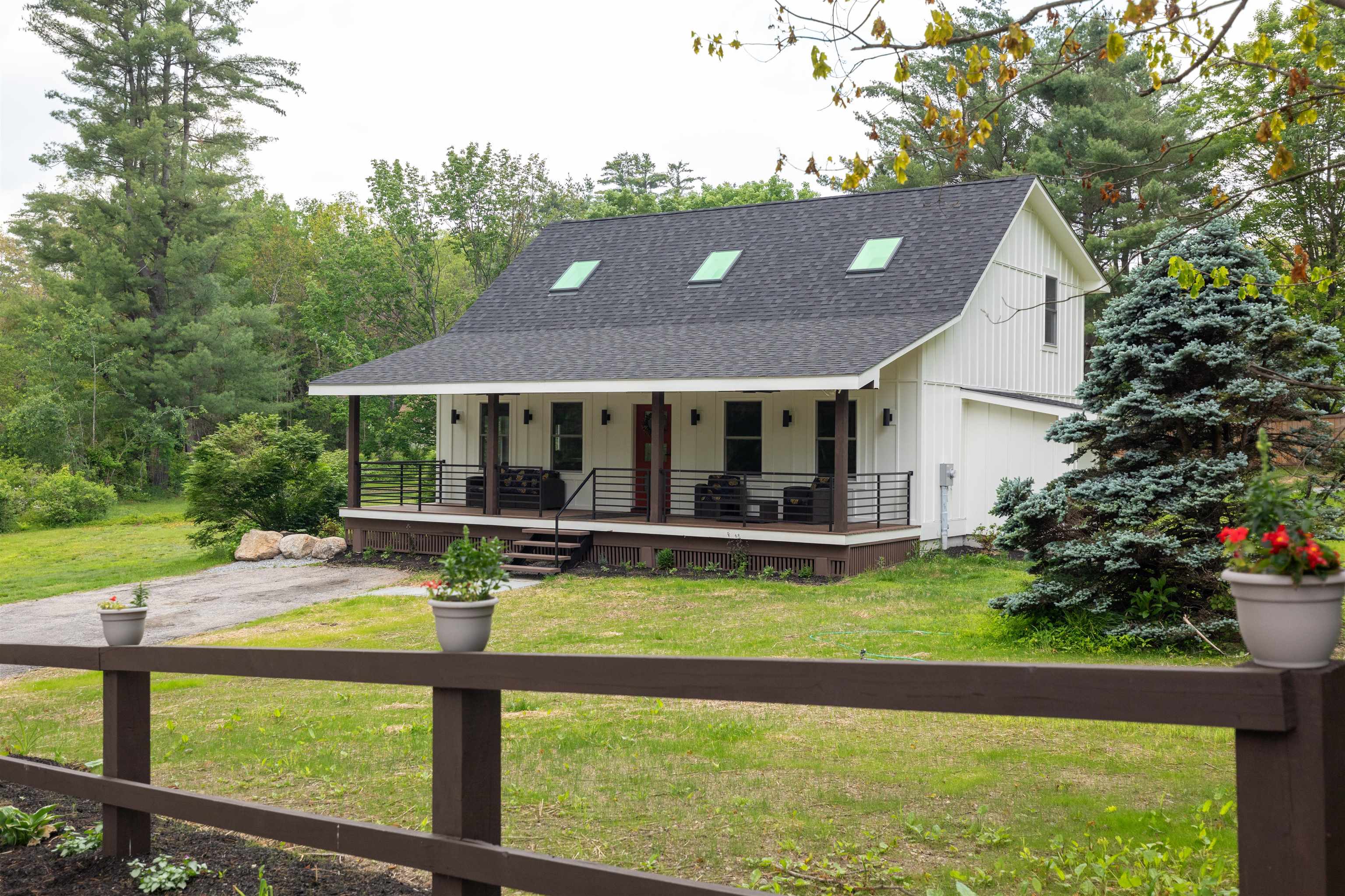 3 Steele Road Bradford, NH 03221 - Photo 1 of 42 Gallery Image 1