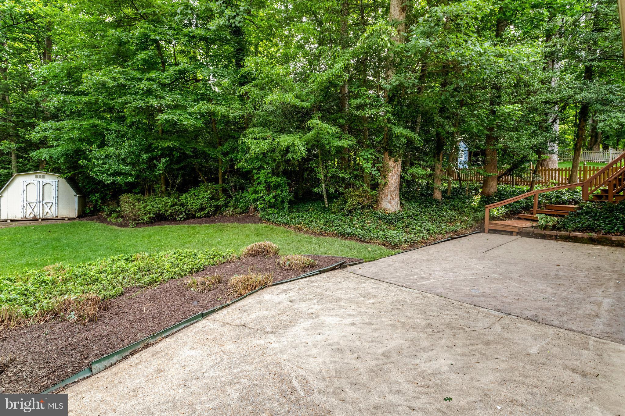 8706 Fox Ridge Road Springfield, VA 22152 - Photo 65 of 76 Backyard