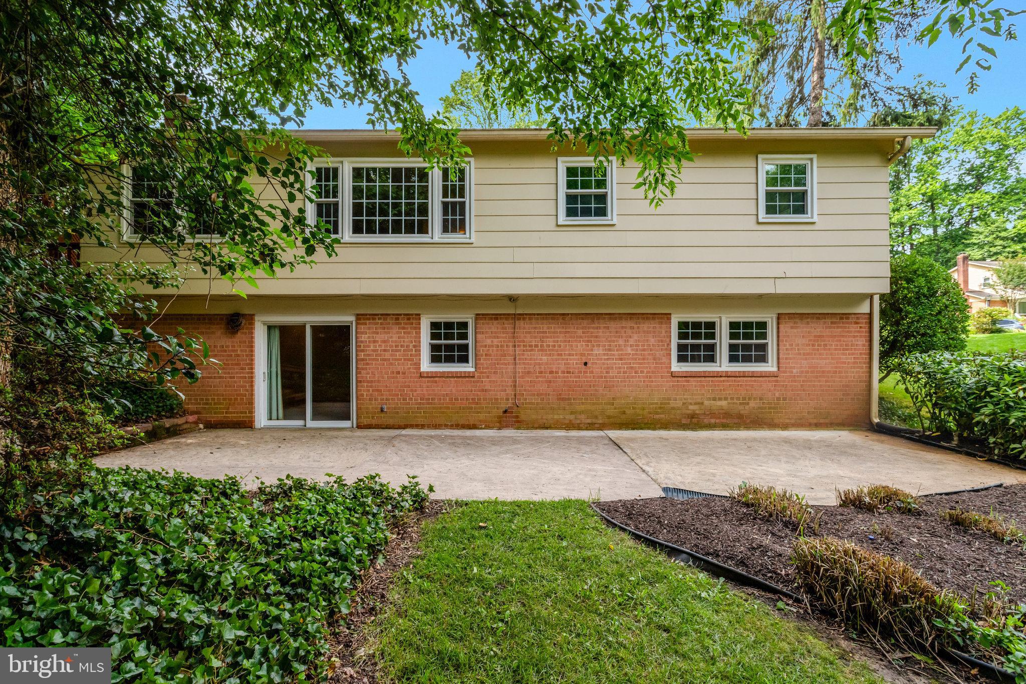 8706 Fox Ridge Road Springfield, VA 22152 - Photo 73 of 76 Rear View