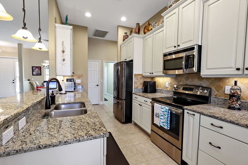 649 Gossamer Wing Way Sebastian, FL 32958 - Photo 10 of 36