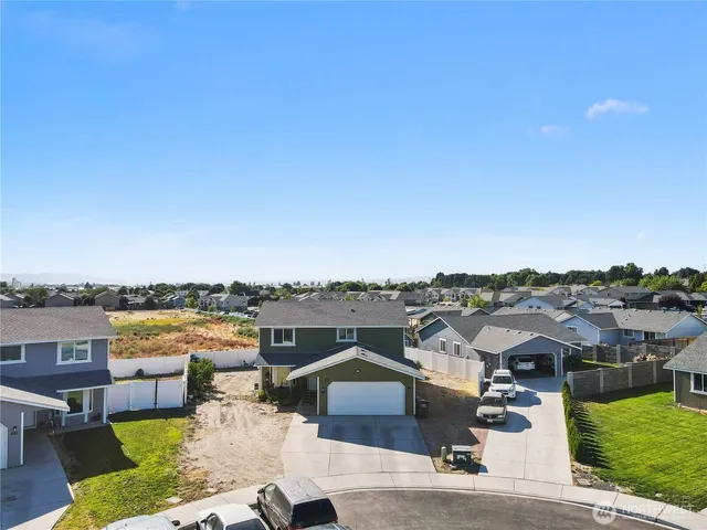 $379,000 | 905 Sunstone Court, Othello, WA 99344