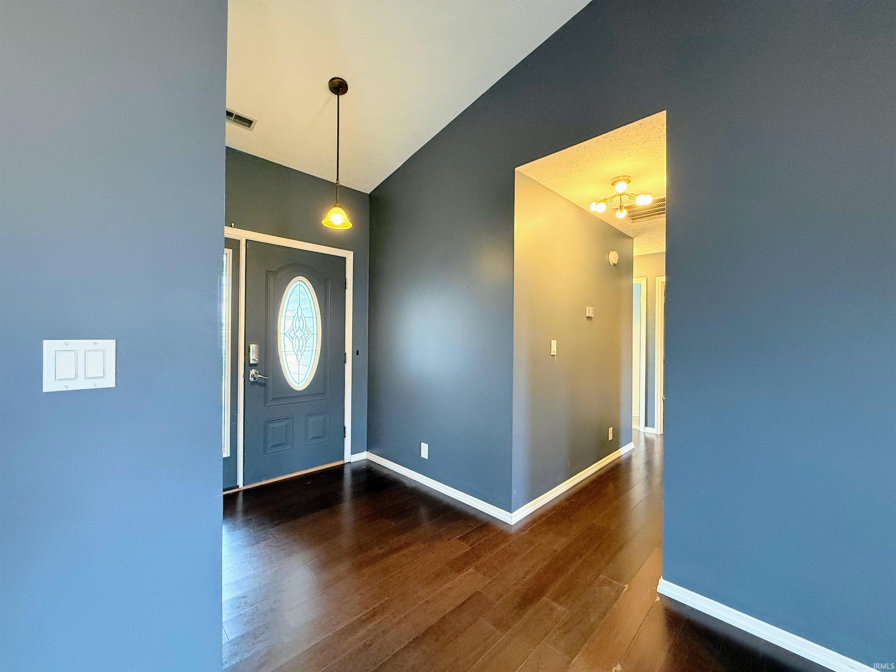 324 Persimmon Trail Lafayette, IN 47909 - Photo 2 of 24