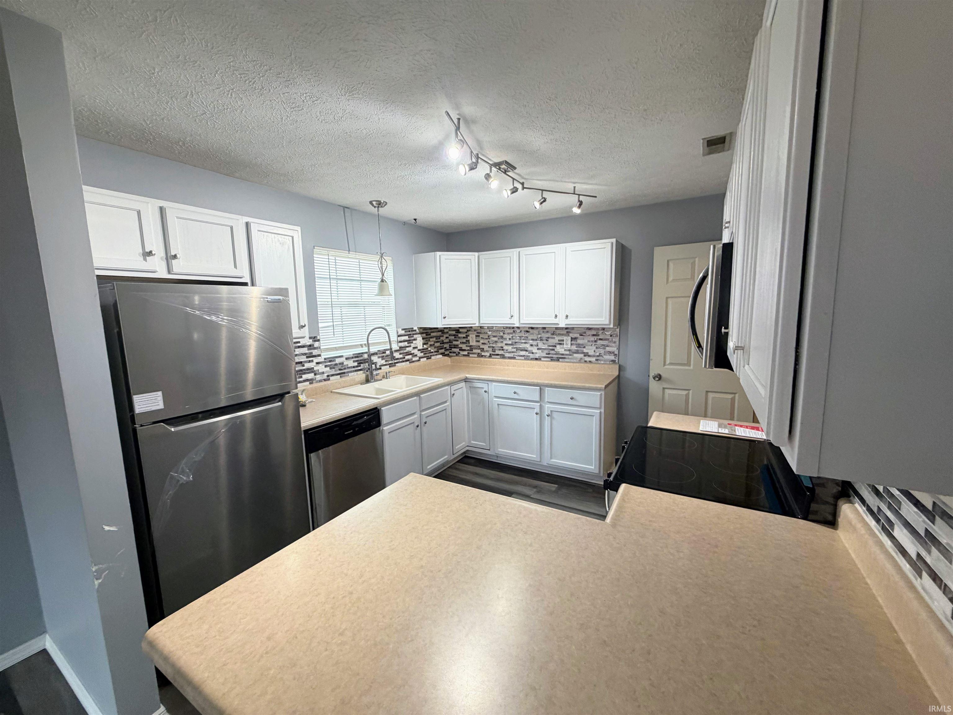 324 Persimmon Trail Lafayette, IN 47909 - Photo 9 of 24