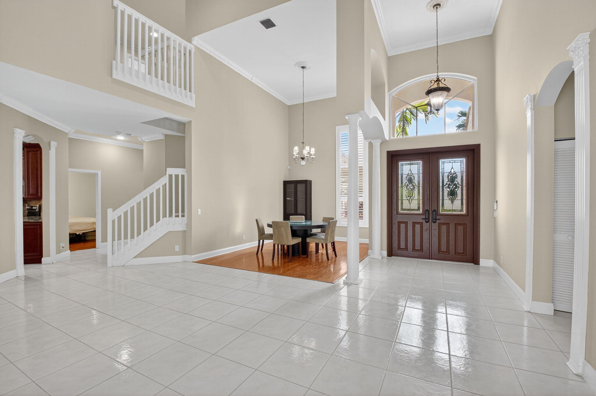 6695 Conch Court Boynton Beach, FL 33437 - Photo 6 of 40 Foyer