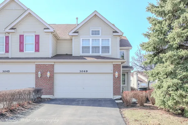 $419,900 | 3049 Renard Lane, St. Charles, IL 60175