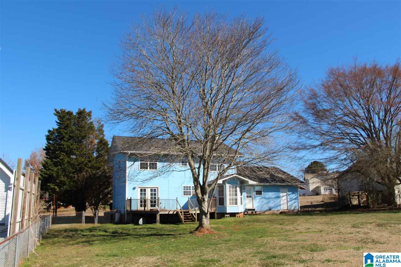 1718 Roundhill Road Weaver, AL 36277 - Photo 5 of 33