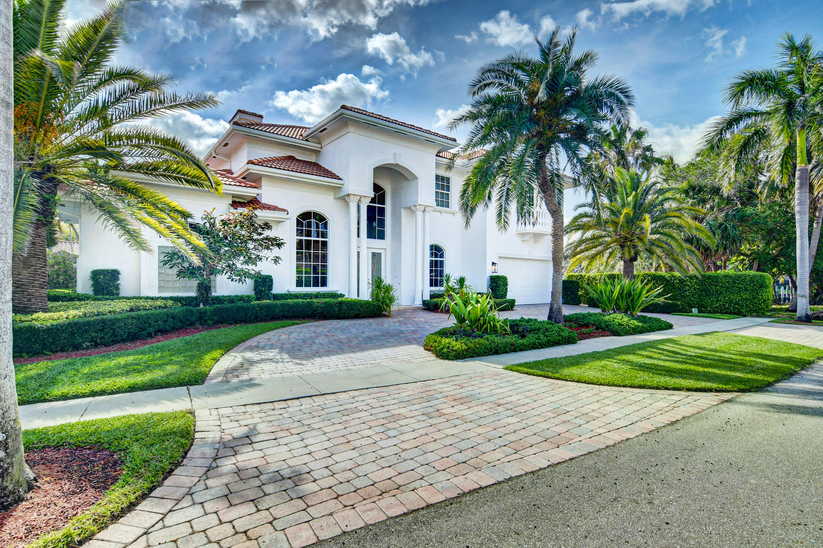 7899 Northeast Spanish Trail Court Boca Raton, FL 33487 - Photo 2 of 34 19_dsc_9135_6_7_8_9