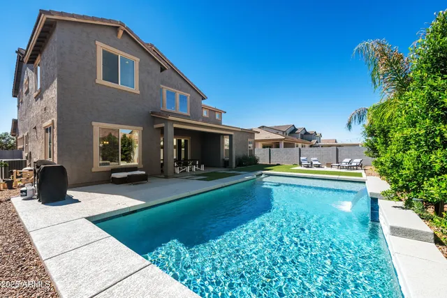 $1,075,000 | 21184 East Mayberry Road, Queen Creek, AZ 85142