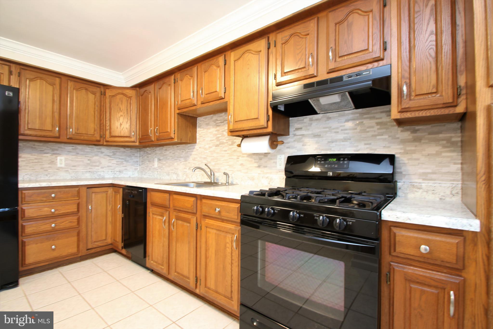 7822 Kavanagh Road Baltimore, MD 21222 - Photo 10 of 42