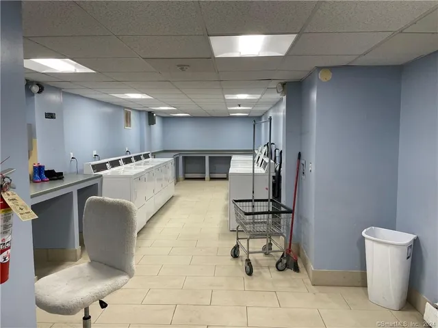 $1,500 | 225 Golden Hill Street, Unit 5G, Bridgeport, CT 06604