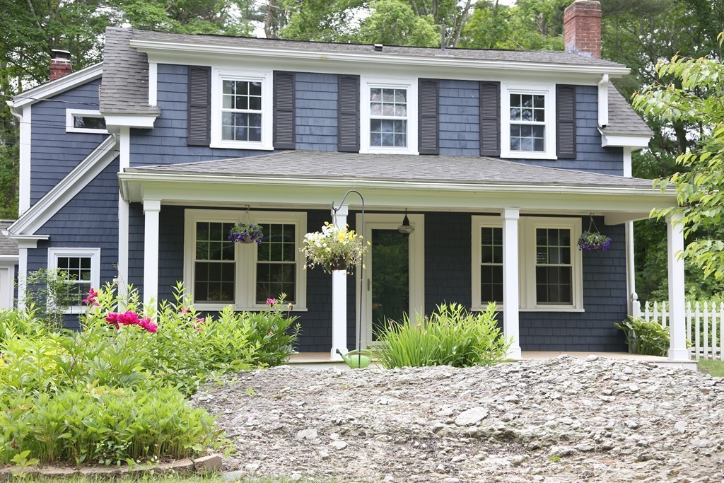 136 Rhode Island Road Lakeville, MA 02347 - Photo 4 of 30 Gallery Image 4