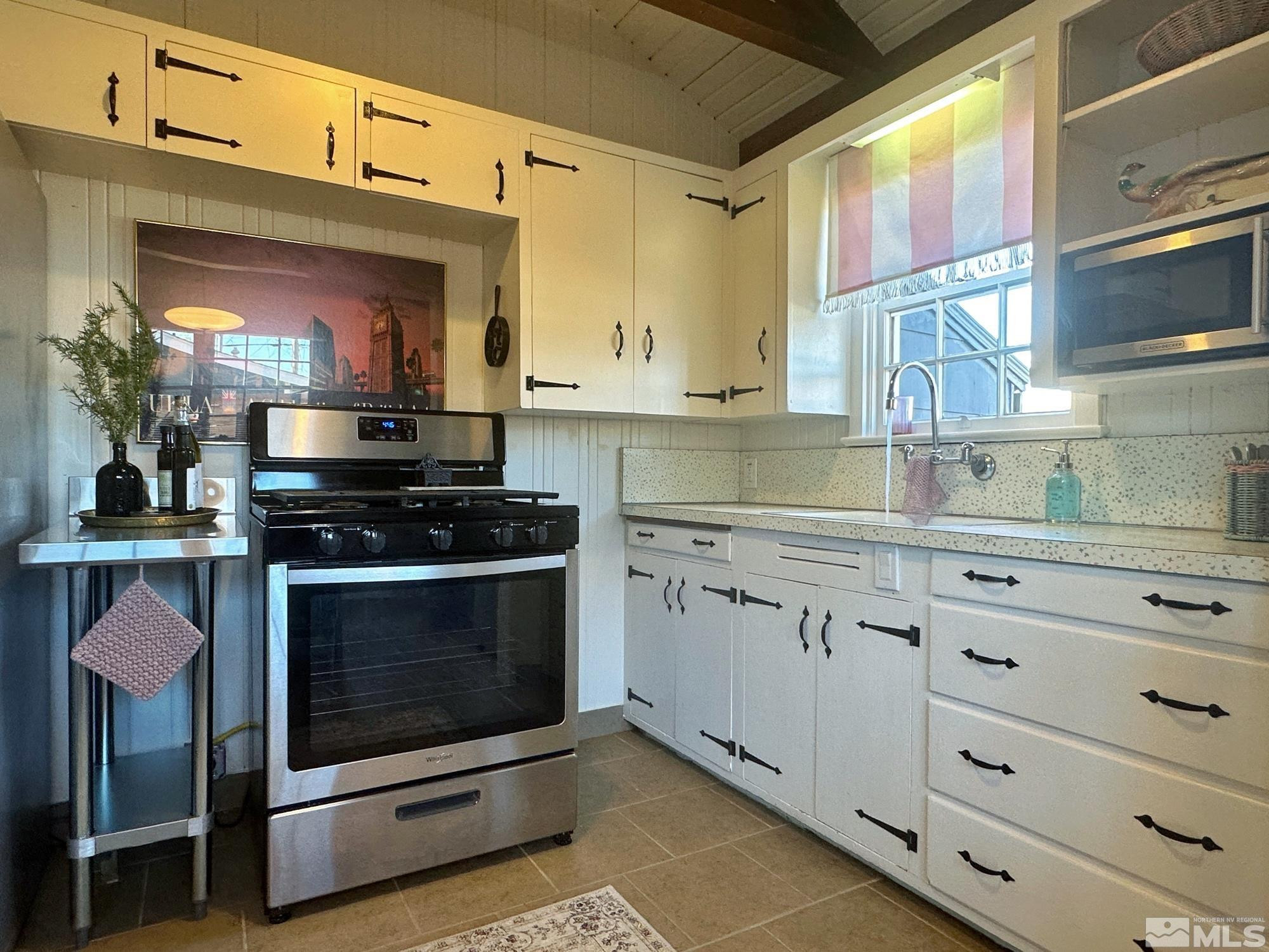 518 East Taylor Street Reno, NV 89502 - Photo 9 of 23 Photo 9
