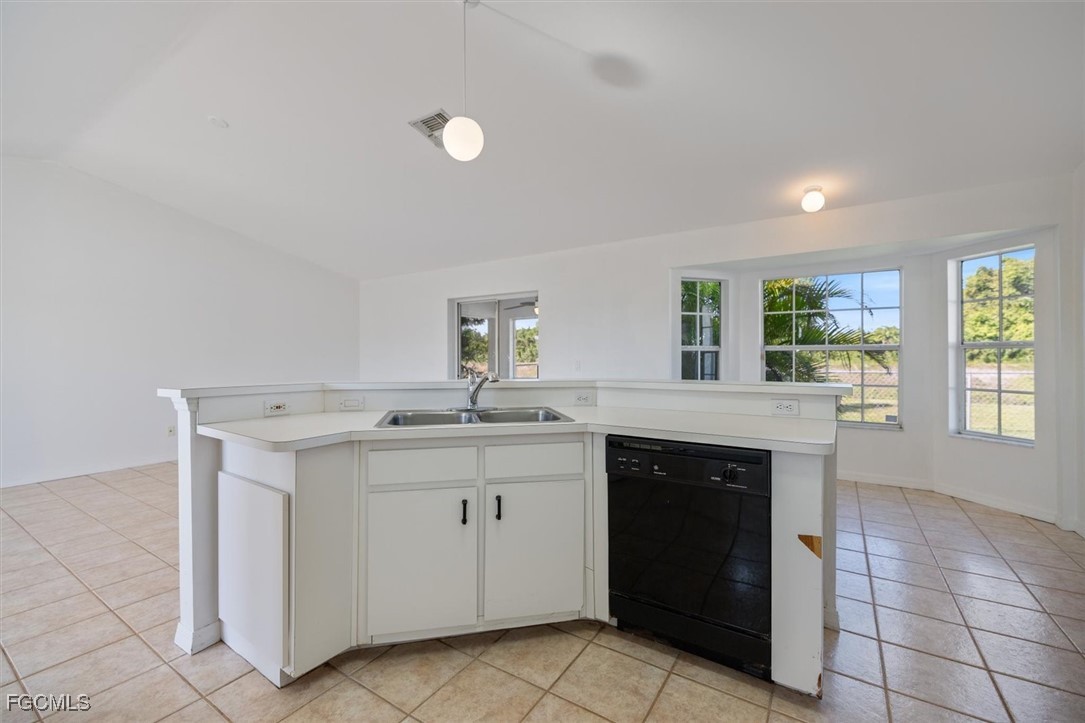204 Roat Street Lehigh Acres, FL 33936 - Photo 5 of 46 Gallery Image 5